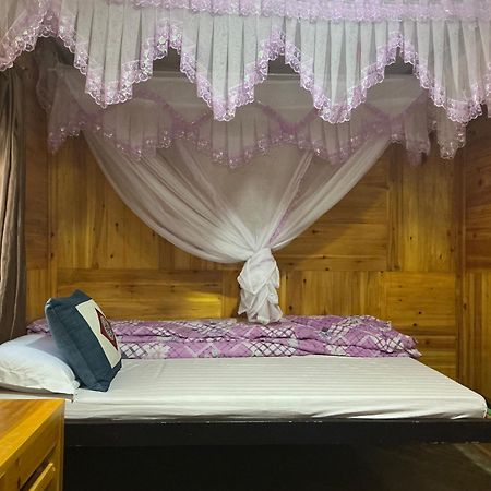 Sue Pa Family Trekking Homestay ซาปา ภายนอก รูปภาพ