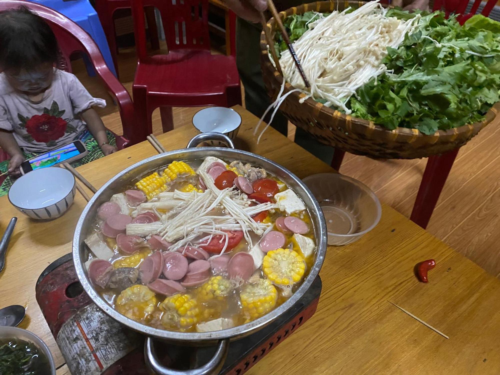 Sue Pa Family Trekking Homestay ซาปา ภายนอก รูปภาพ