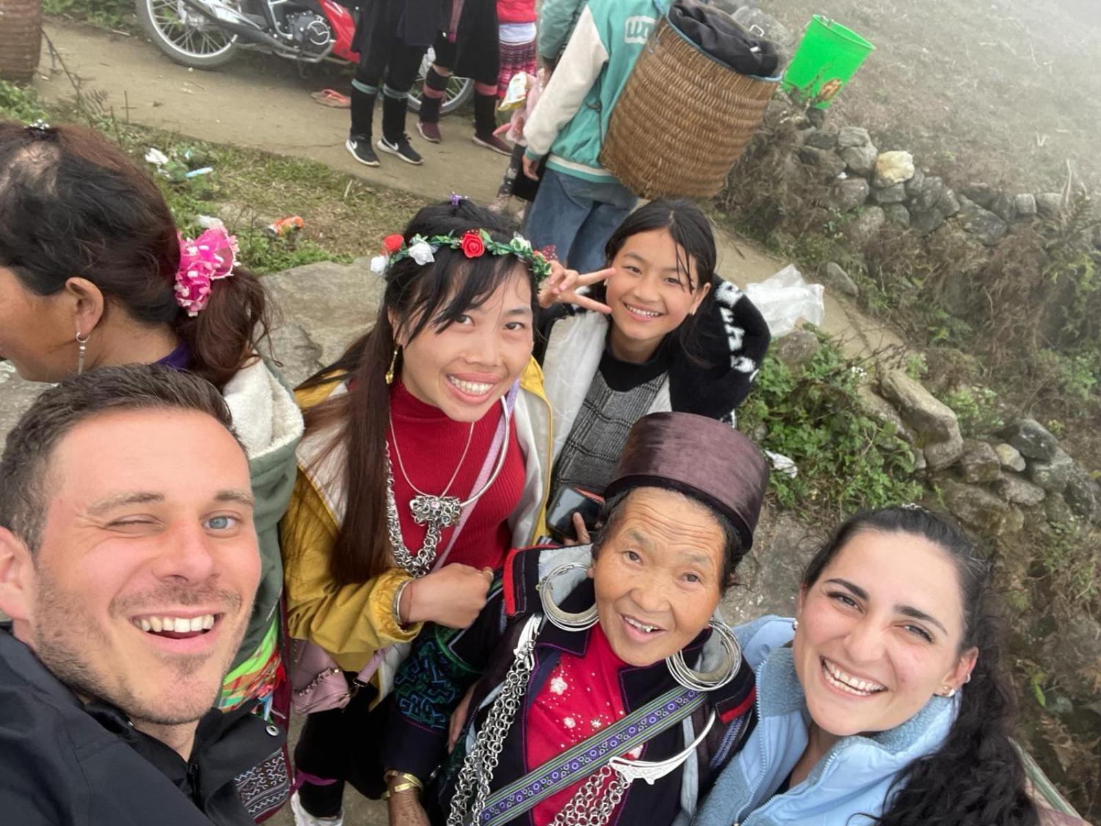Sue Pa Family Trekking Homestay ซาปา ภายนอก รูปภาพ